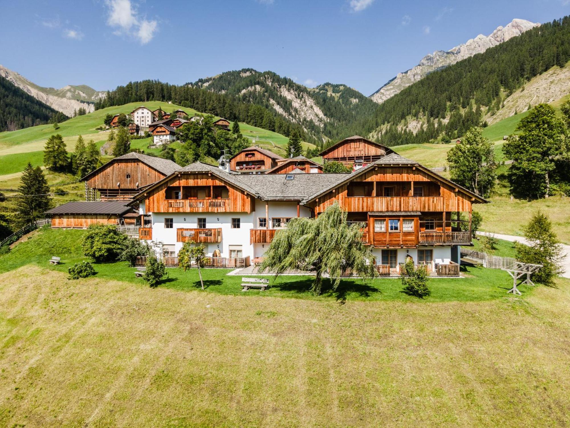 Hotel Pension Odles San Martino in Badia Eksteriør bilde