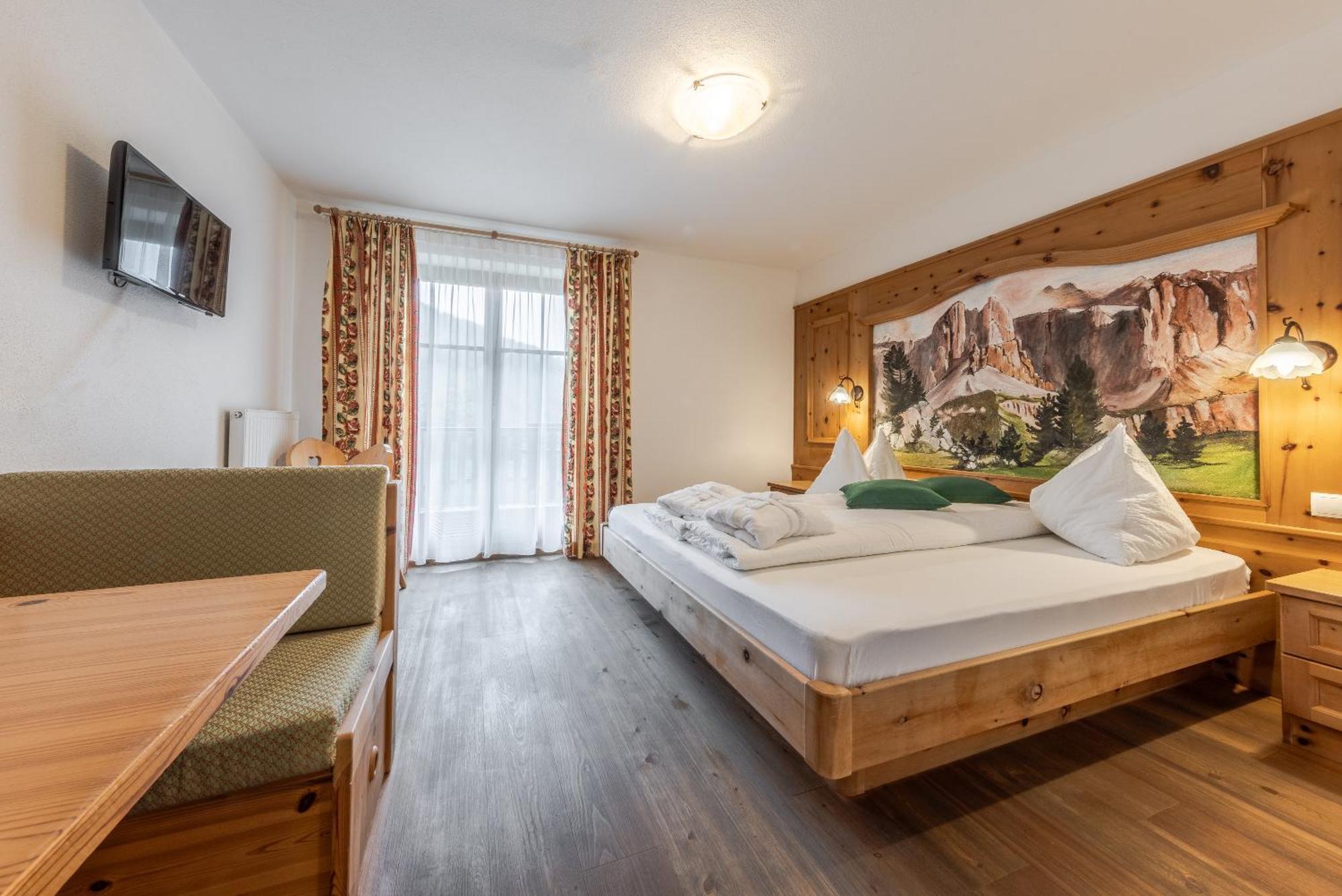Hotel Pension Odles San Martino in Badia Eksteriør bilde