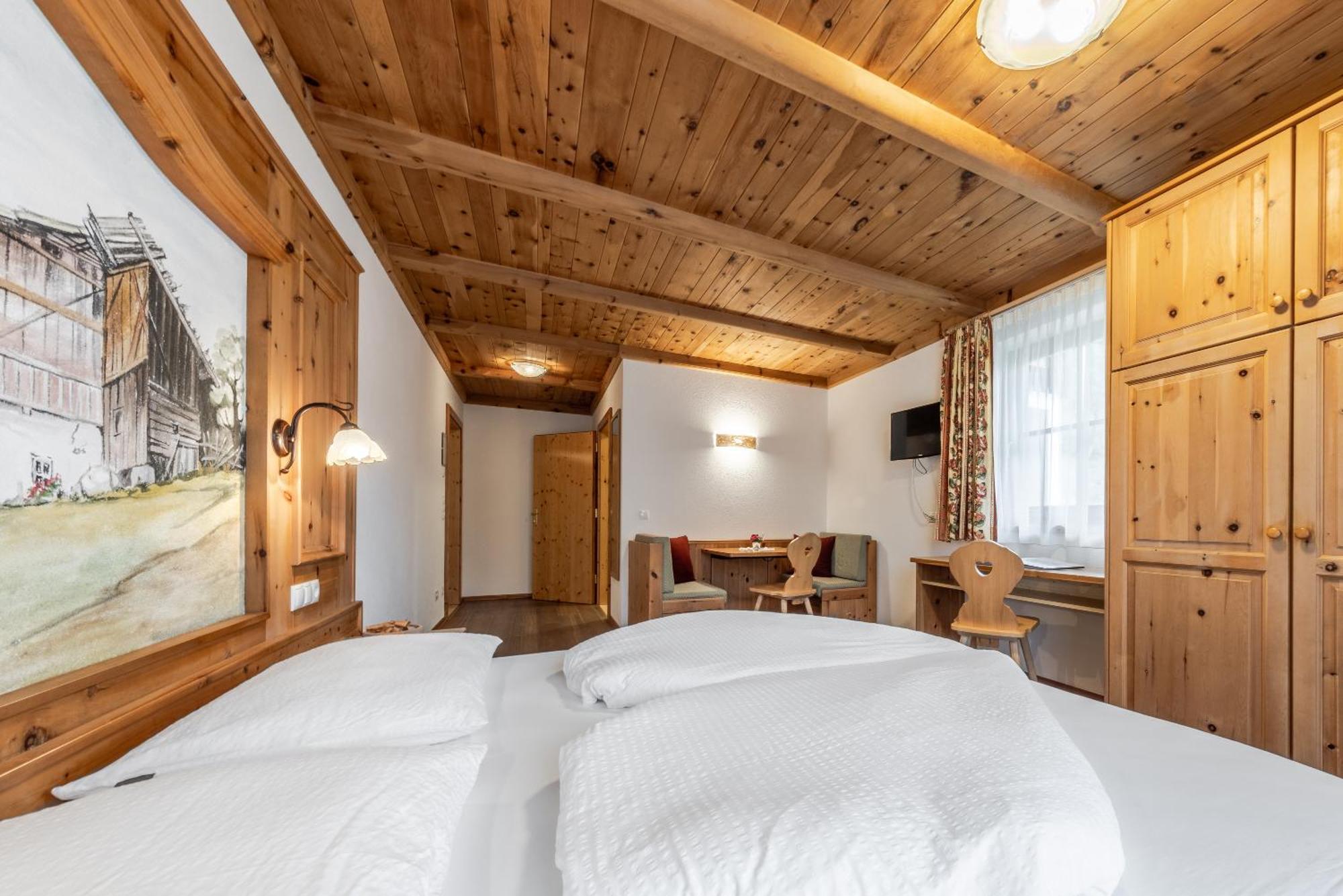 Hotel Pension Odles San Martino in Badia Eksteriør bilde