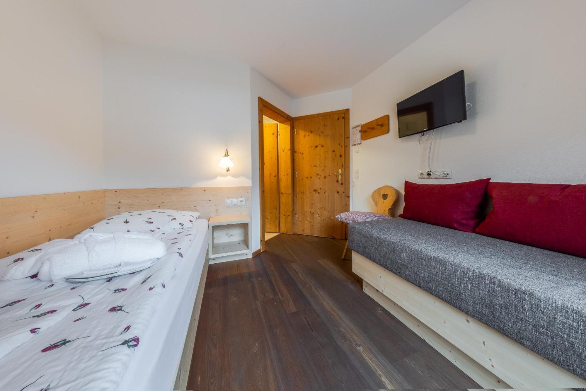 Hotel Pension Odles San Martino in Badia Eksteriør bilde